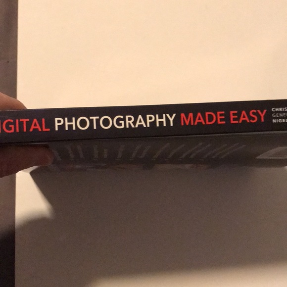 Digital Photography Made Easy: Straightforward Advice Paperback Book - Picture 4 of 16